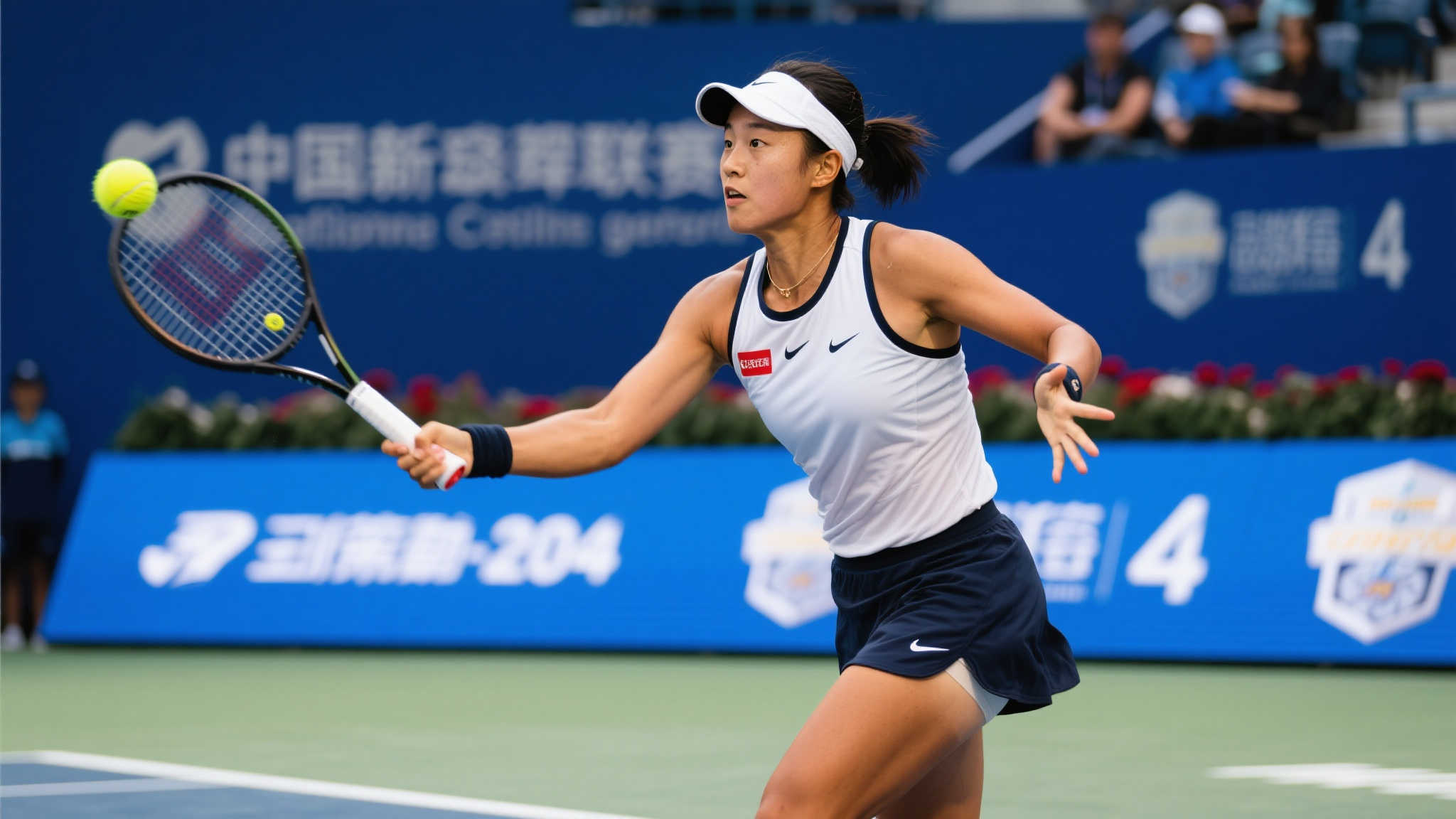 由於一個 由於一個