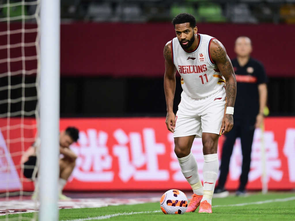 加强巴萨中 加强巴萨中